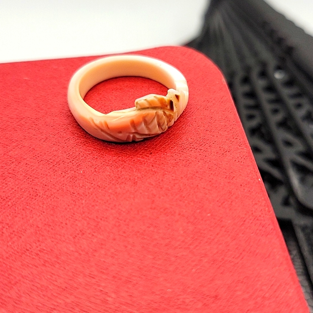 Vintage Shell Ring - image 1